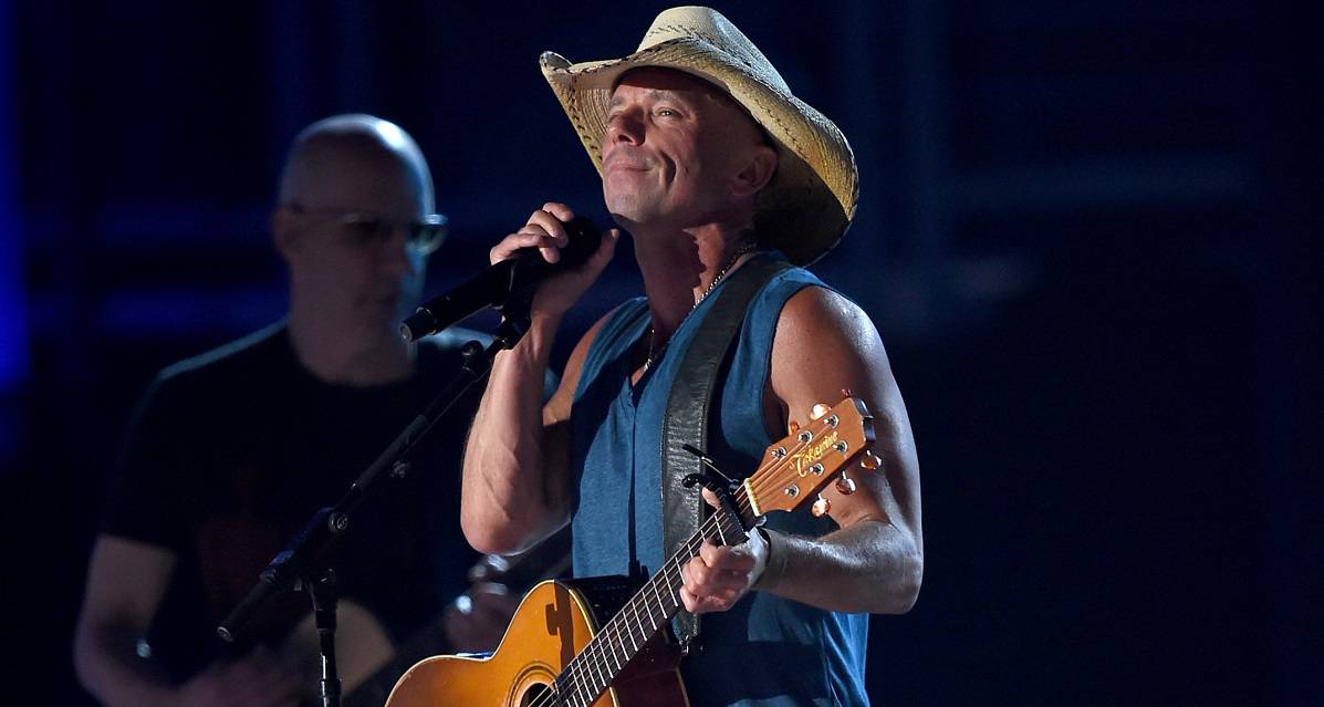 Kenny Chesney Delivers Another Hit With Reflective New Track, 'Knowing ...