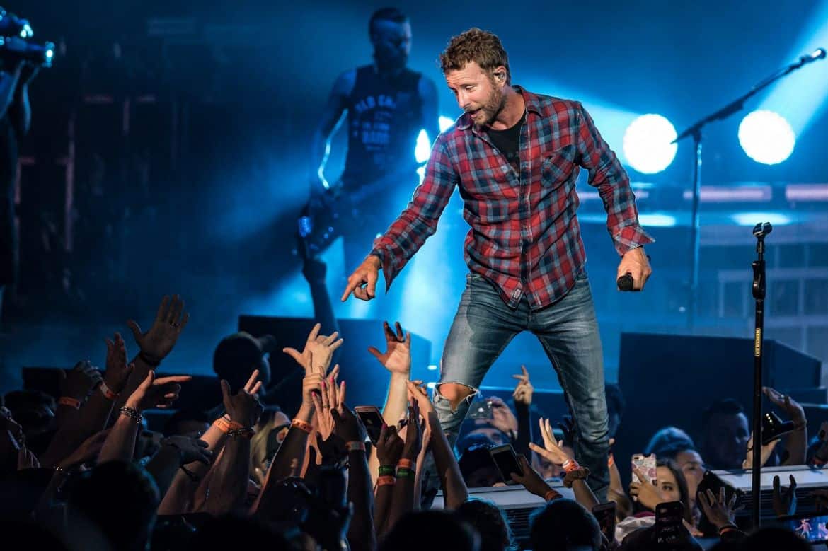 Dierks Bentley Turns Up The Heat On Burning Man Tour - Country Now