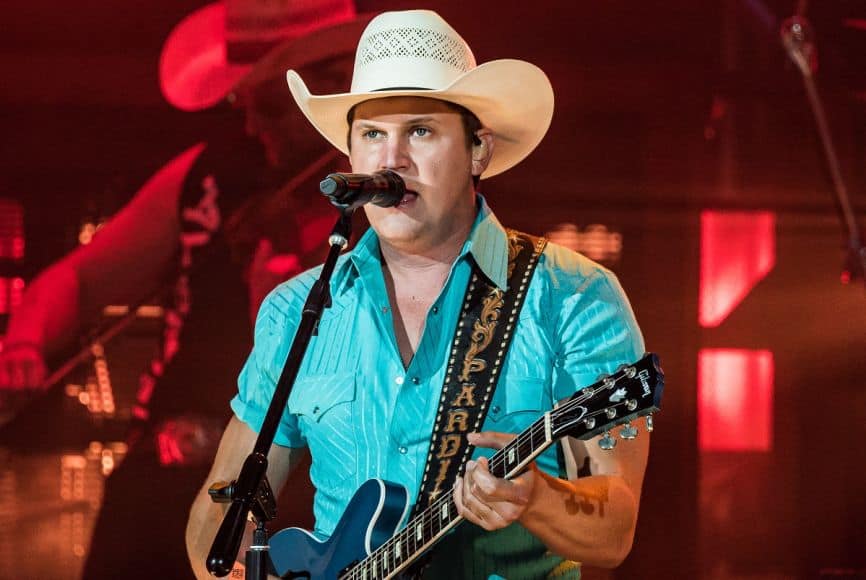 Dierks Bentley Turns Up The Heat On Burning Man Tour - Country Now