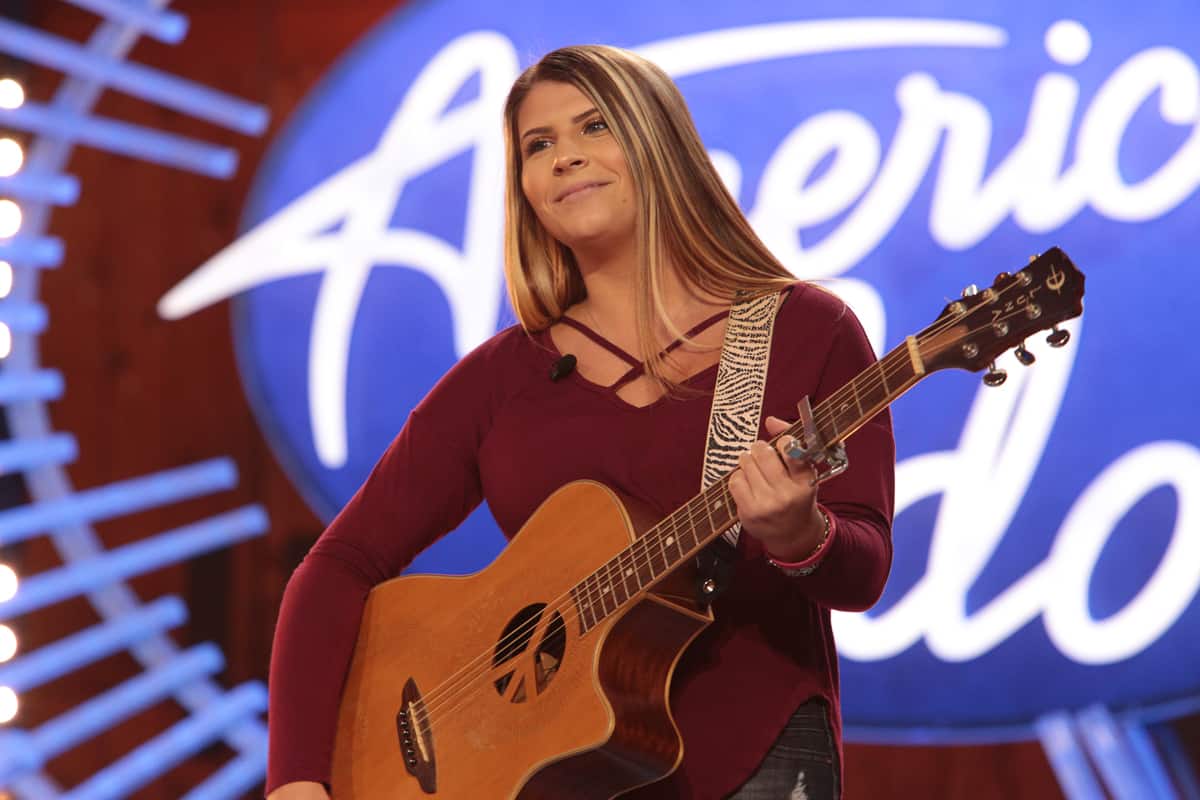 ‘American Idol’ Contestant Makayla Brownlee Wins Over Judges With Impressive Dixie Chicks Cover
