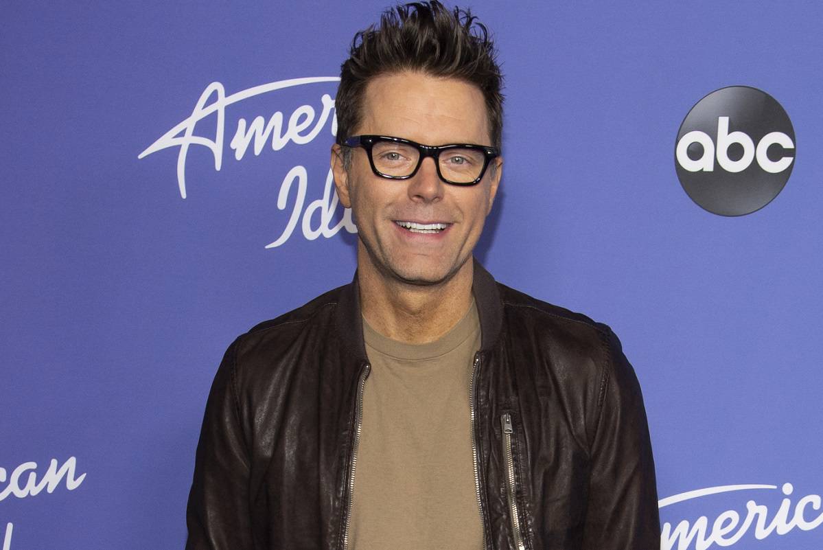 Bobby Bones Confirmed To Return To 'American Idol' As InHouse Mentor