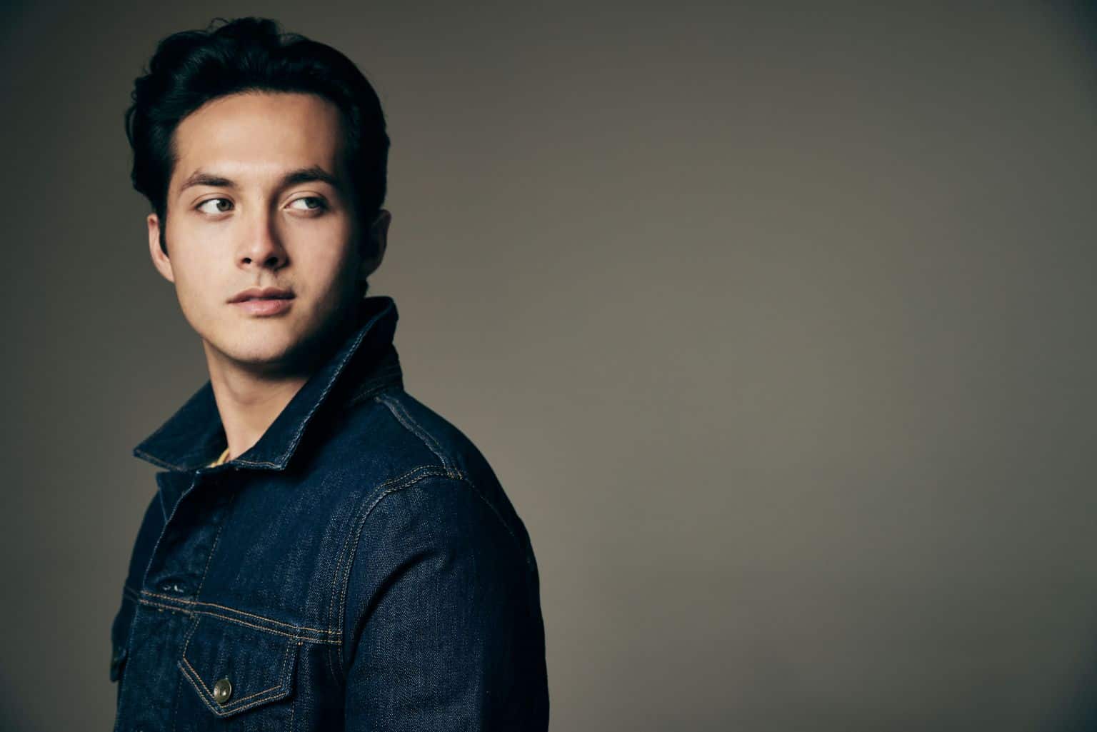 Country Now Live with Laine Hardy Here’s How To Watch Country Now