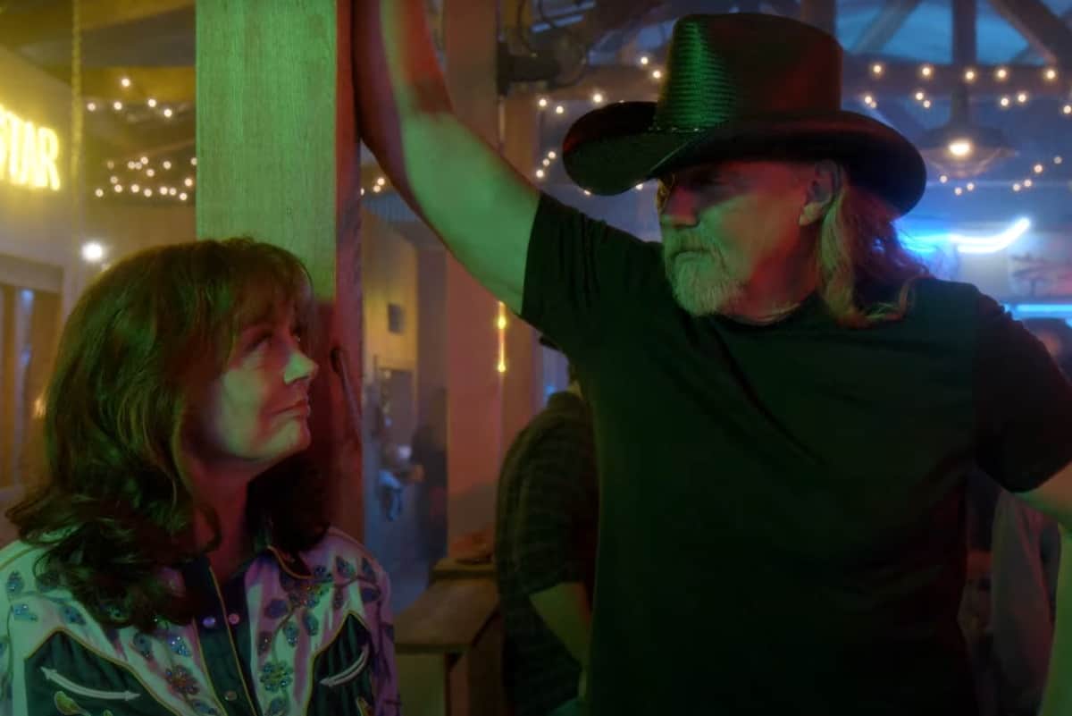 Trace Adkins and Susan Sarandon To Star In New Country Music Drama ... pic