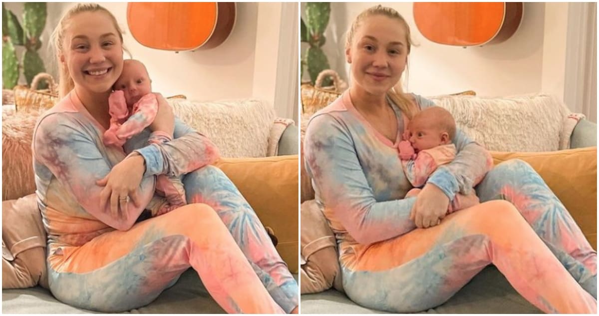 RaeLynn Is Twinning with Newborn Daughter, Daisy Rae, In Adorable New