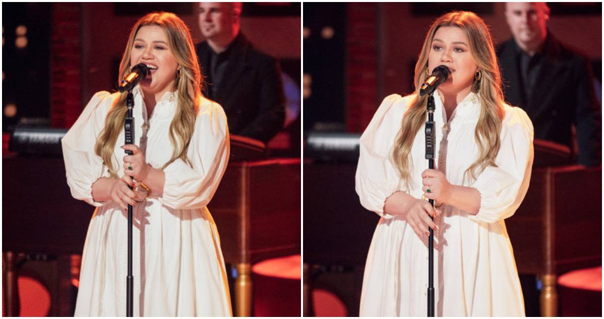 WATCH Kelly Clarkson Sends Fans Into a Frenzy with 'Boot Scootin