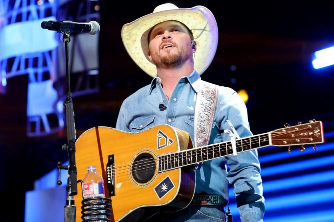 WATCH: Cody Johnson Delivers Chilling Acoustic Performance Of "'Til You ...