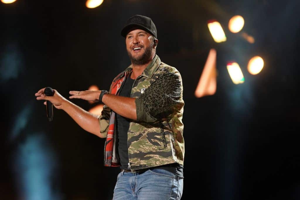 'CMA Fest' To Feature 30 Performances From Country Music's Hottest ...