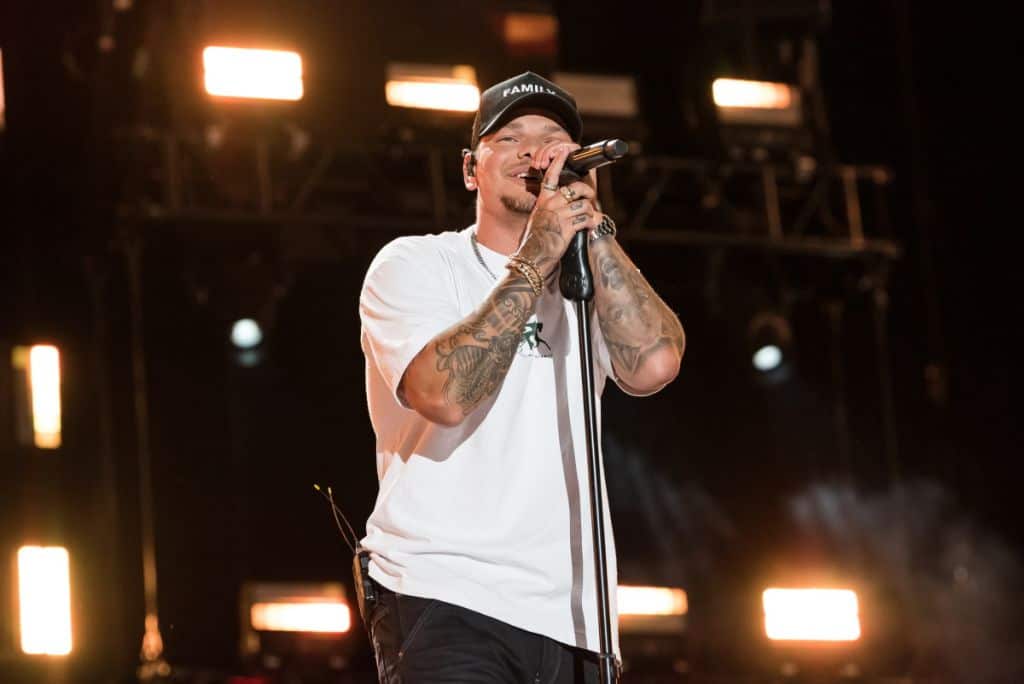 Kane Brown's Dallas Cowboys Thanksgiving Day Performance (A Rant) - Saving  Country Music