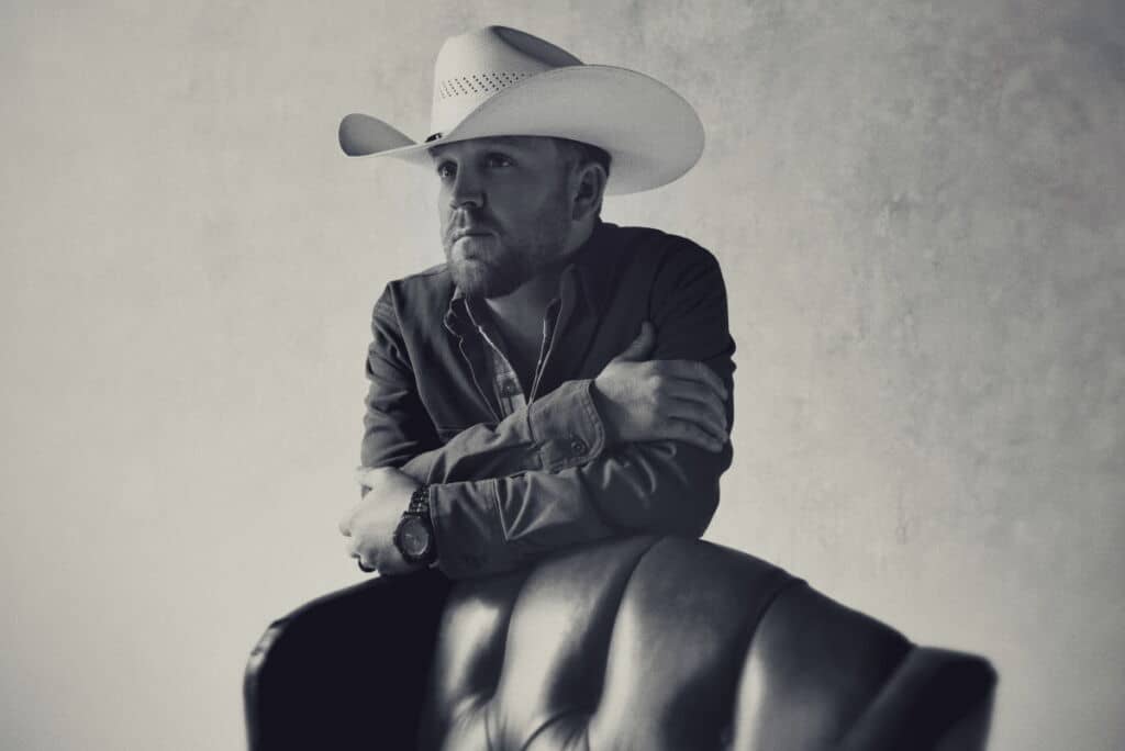 Justin Moore; Photo by Cody Villalobos