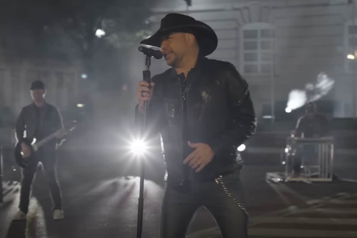 WATCH: Jason Aldean Addresses Social And Political Issues In New 'Try ...