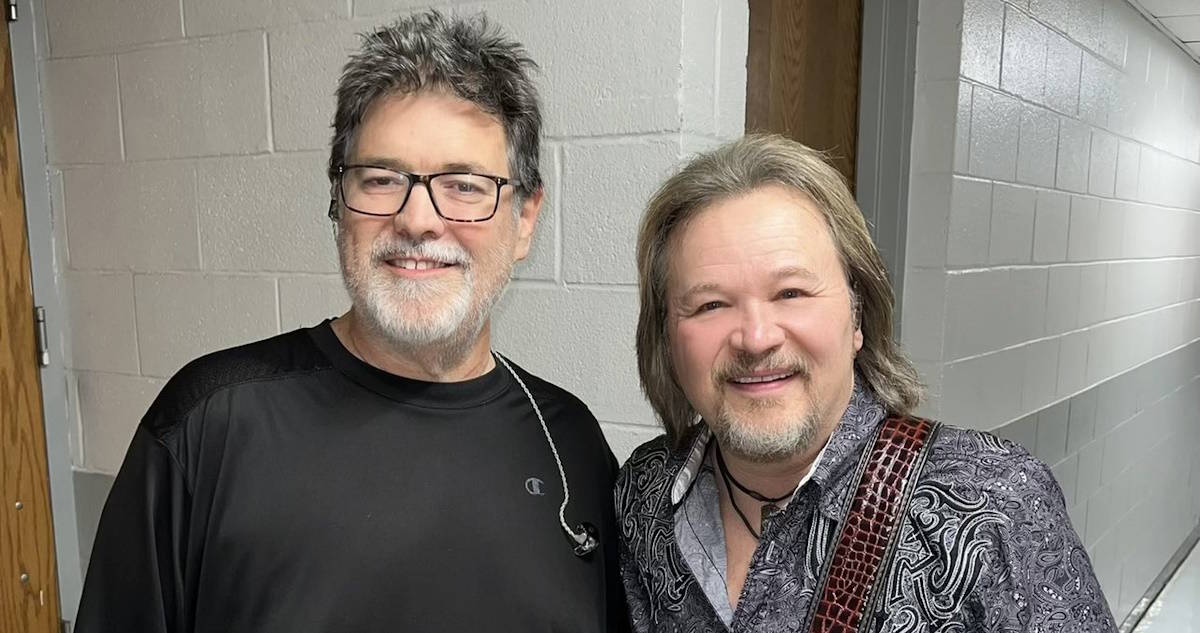 Travis Tritt Filled With 'Tremendous Sadness' Following The Passing Of His  Longtime Tour Manager, Scott Minkley - Country Now