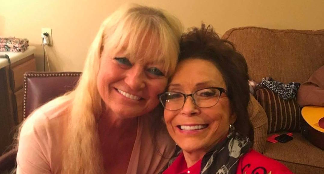 Clara Marie, Daughter Of Country Music Legend Loretta Lynn, Undergoes 'Critical Surgery' - Country Now