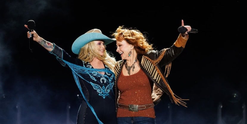 Miranda Lambert Lights Up Stagecoach With Surprise Guest Reba McEntire - Country Now