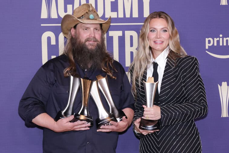 Chris Stapleton Dominates 2024 ACM Awards With Four Wins - Country Now