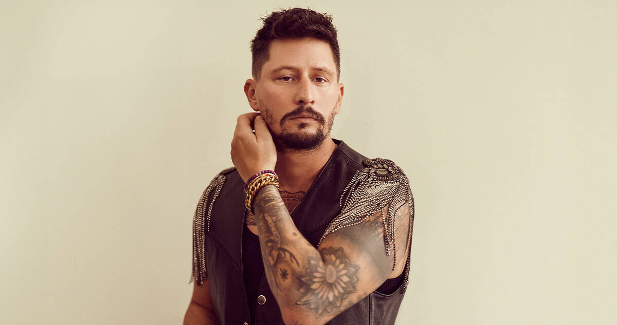 WATCH: Chris Housman Drops Feel-Good 'Laid Back' Music Video Featuring ...