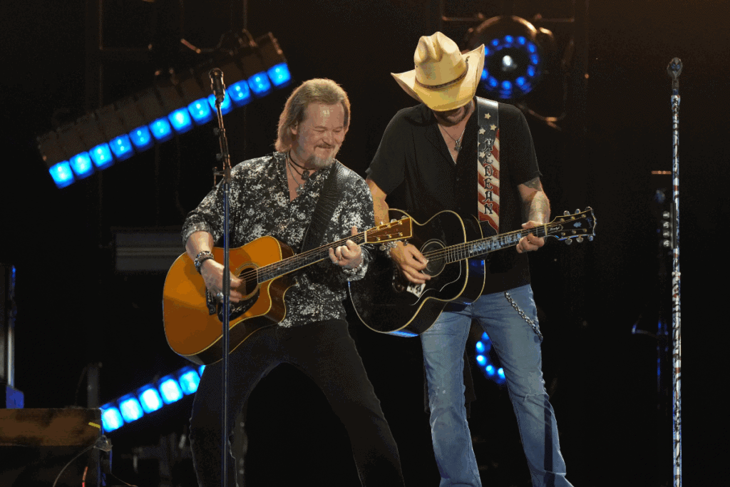 Travis Tritt, Jason Aldean; Photo Courtesy CMA