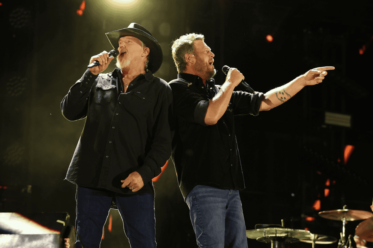 Trace Adkins, Blake Shelton; Photo Courtesy CMA