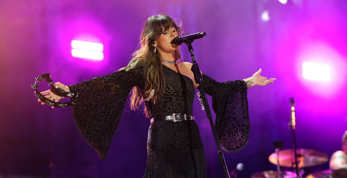 Ella Langley Shines Like a Superstar With 'Weren't For The Wind'  Performance at CMA Fest - Country Now