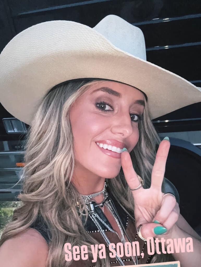 Lainey Wilson; Photo via Instagram