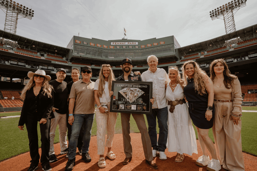 Sandi Borchetta (BMLG), Andrew Kautz (BMLG), Mitch Glazier (RIAA), Scott Borchetta (BMLG), Lauren Akins, Thomas Rhett, George Briner (Valory Music Co), Allison Jones (BMLG), Ashley Sidoti (Valory Music Co.), Virginia Bunetta (G Major); Photo by Corey Miller