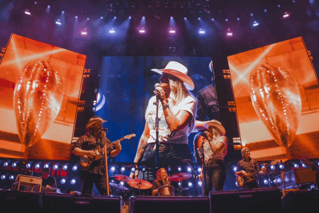 Chris Stapleton, Miranda Lambert; Photo by Jeff Johnson