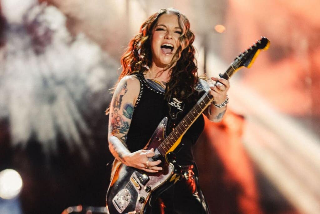 Ashley McBryde; Photo by Katie Kauss
