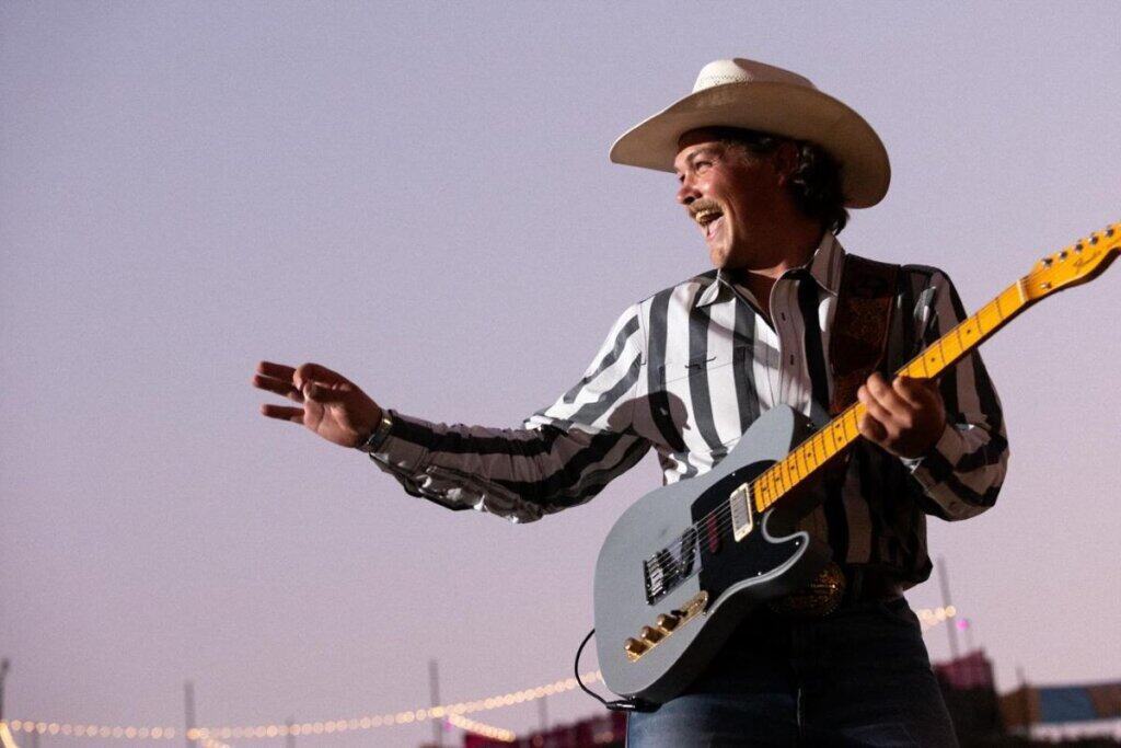 Zach Top; Photo Courtesy of Zach Top