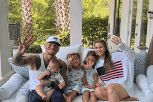 Kane Brown, Katelyn Brown and Family