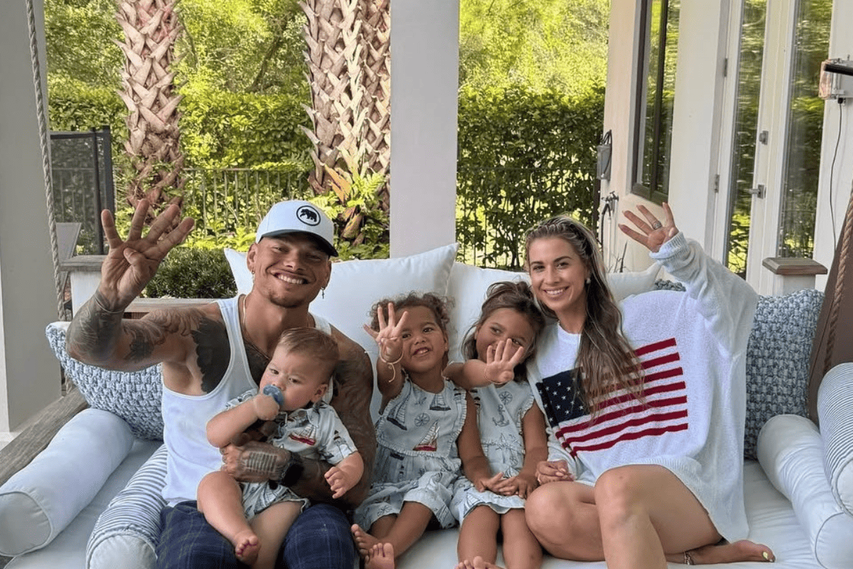Kane Brown, Katelyn Brown and Family