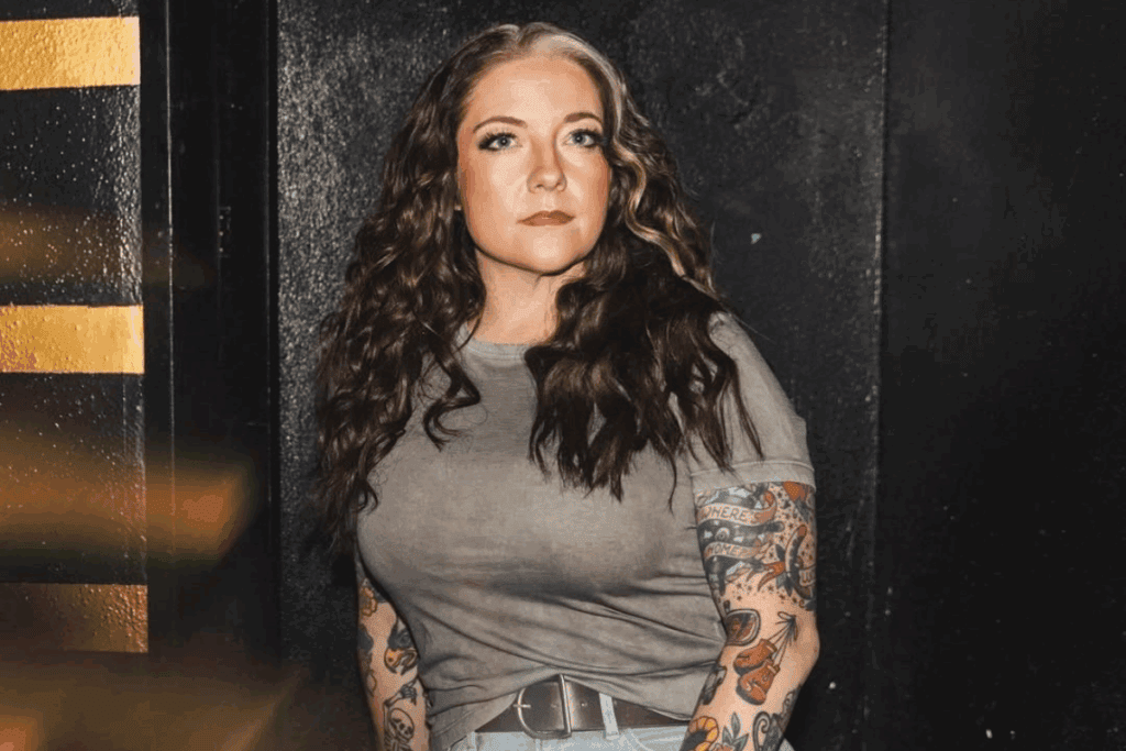 Ashley McBryde; Photo by Katie Kauss