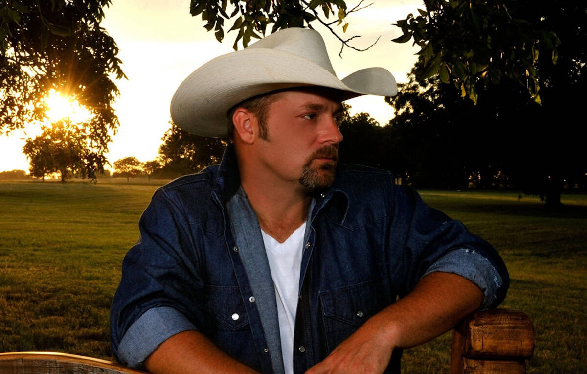 Photo Courtesy Chris Cagle