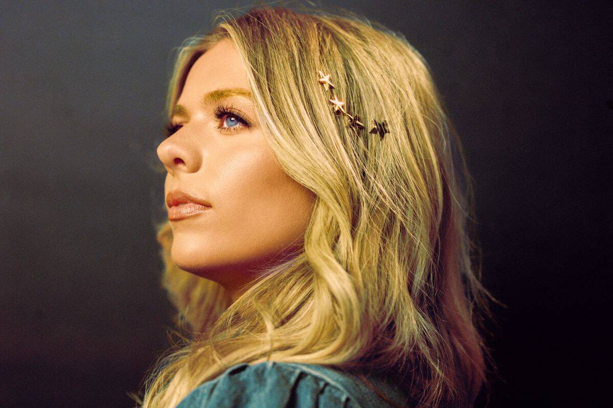 Anne Wilson; Photo by Sophia Mantinazad