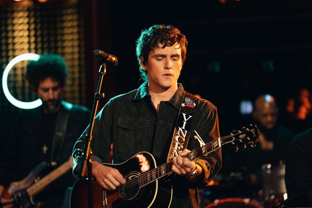 Vincent Mason Announces 2026 Headlining Tour, Drops Final Track Ahead Of  Debut Album - Country Now