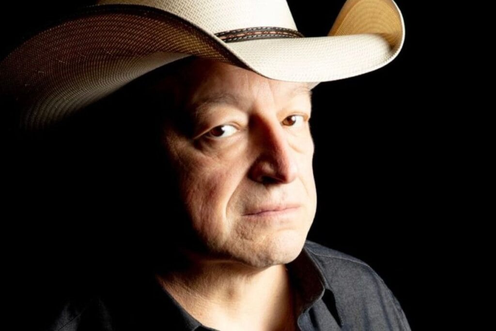 Photo Courtesy of Mark Chesnutt