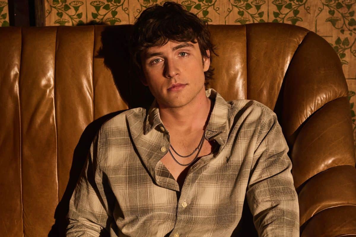 Vincent Mason; Photo by David Higgs