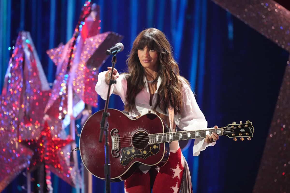 Ella Langley performs at “The 59th Annual CMA Awards"; Photo Courtesy CMA