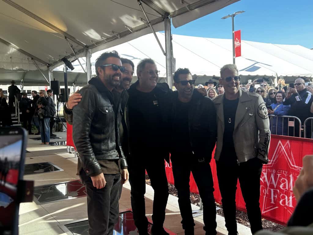 Old Dominion with Vince Gill; Photo by Thomas Hagan for Country Now 