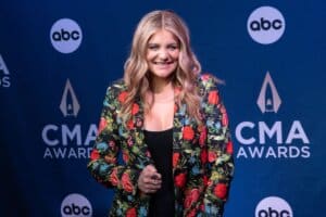 Lauren Alaina; Photo by Nathan Wingate
