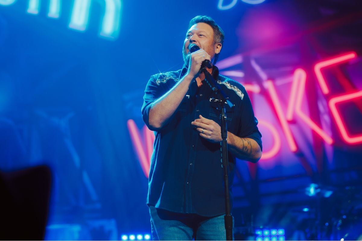 Blake Shelton; Photo by Jamie Wendt