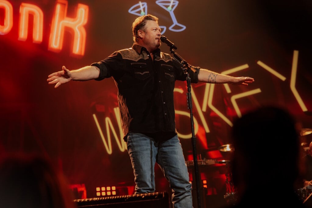 Blake Shelton; Photo by Jamie Wendt