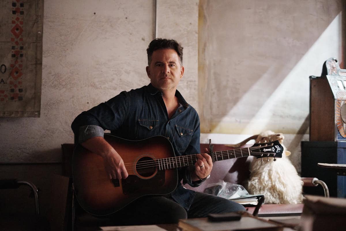 David Nail; Photo by Michael Fogarty