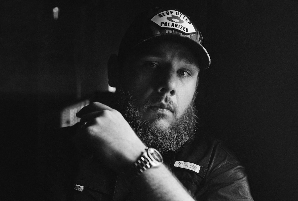 Luke Combs; Photo by Robby Klein
