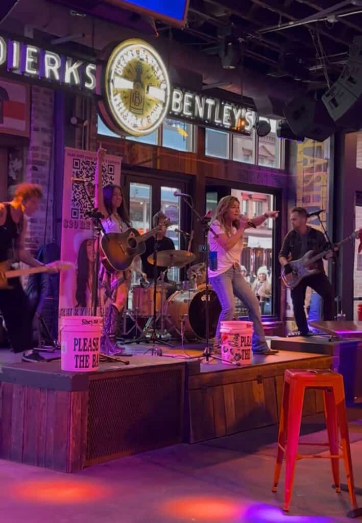 Sheyna Gee with Gretchen Wilson; Photo Provided