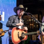 Dustin Lynch; Photo by Andrew Wendowski