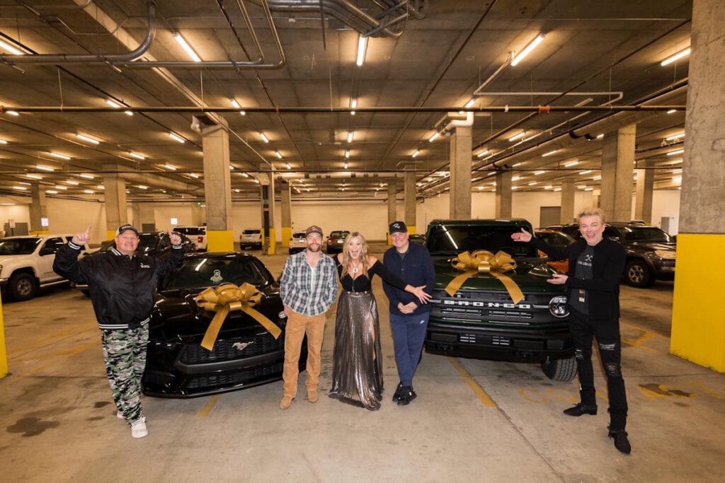 Rascal Flatts, Chris Lane, Lauren Alaina; Photo via Facebook