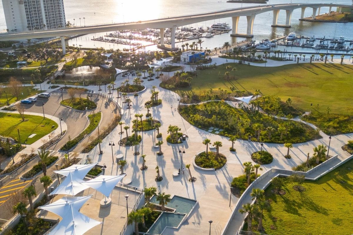 Photos Courtesy of Country Thunder Florida