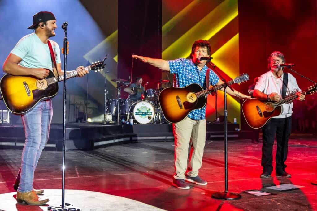 Luke Bryan, Shenandoah; Photo Courtesy of Shenandoah