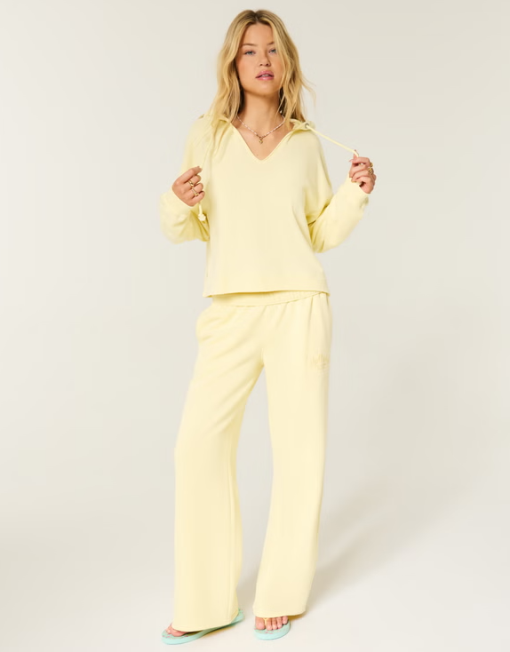 Hollister - Hollister Feel Good Easy Hoodie/ Fleece Icon Joggers 