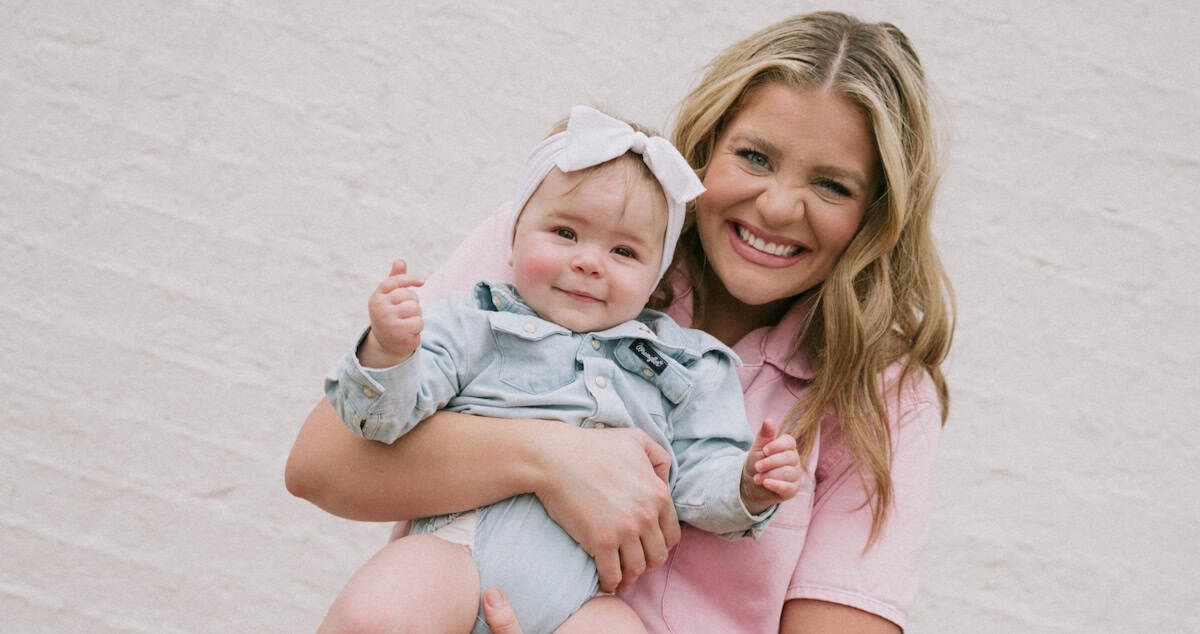 Lauren Alaina Opens Up About Scary Labor Complications With Daughter Beni  Doll In Emotional New Interview - Country Now