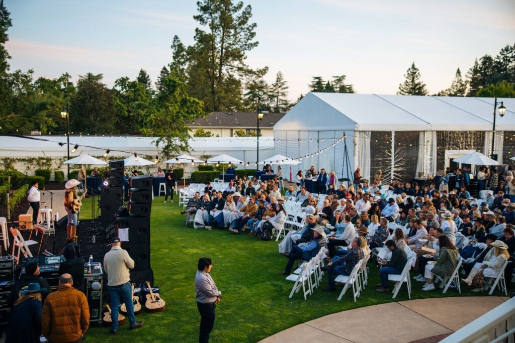 Photo Courtesy of Backstage Access Presents / Alexander Rubin